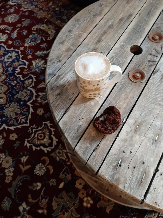 Gordon'S Guesthouse Loughrea Zewnętrze zdjęcie