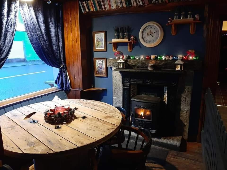 Gordon'S Guesthouse Loughrea Zewnętrze zdjęcie
