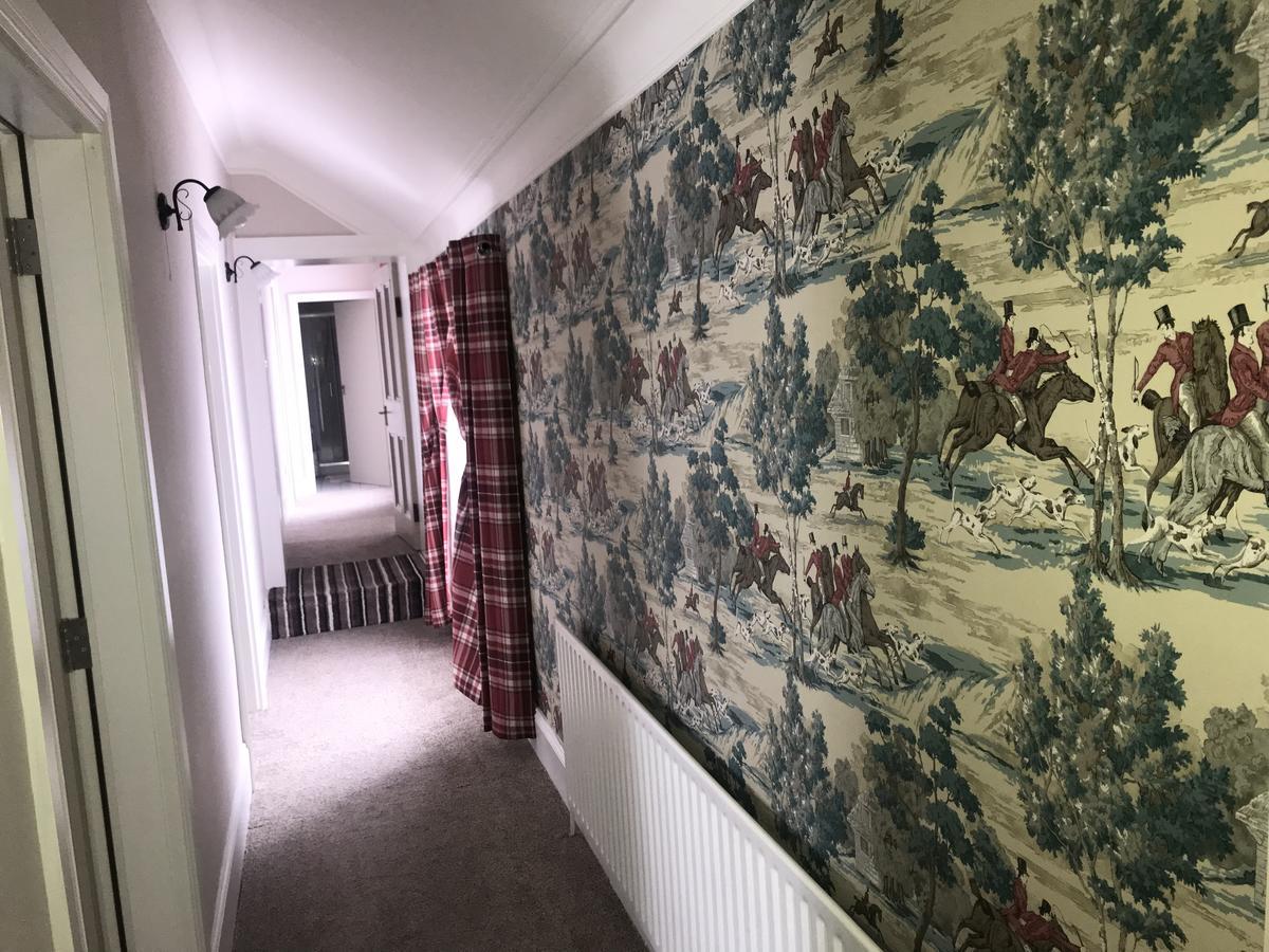 Gordon'S Guesthouse Loughrea Zewnętrze zdjęcie